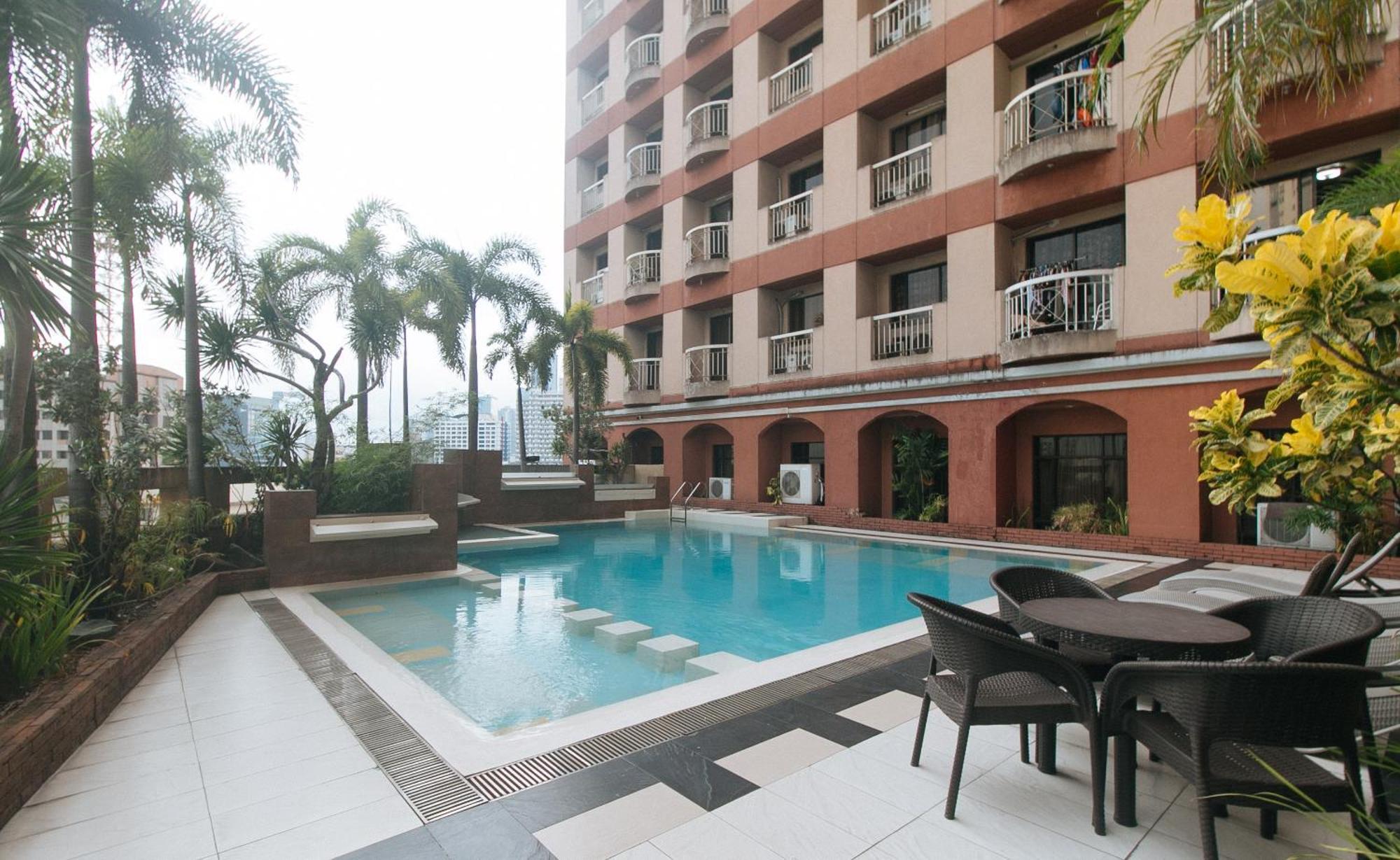 Torre Venezia Hotel Quezon City Esterno foto
