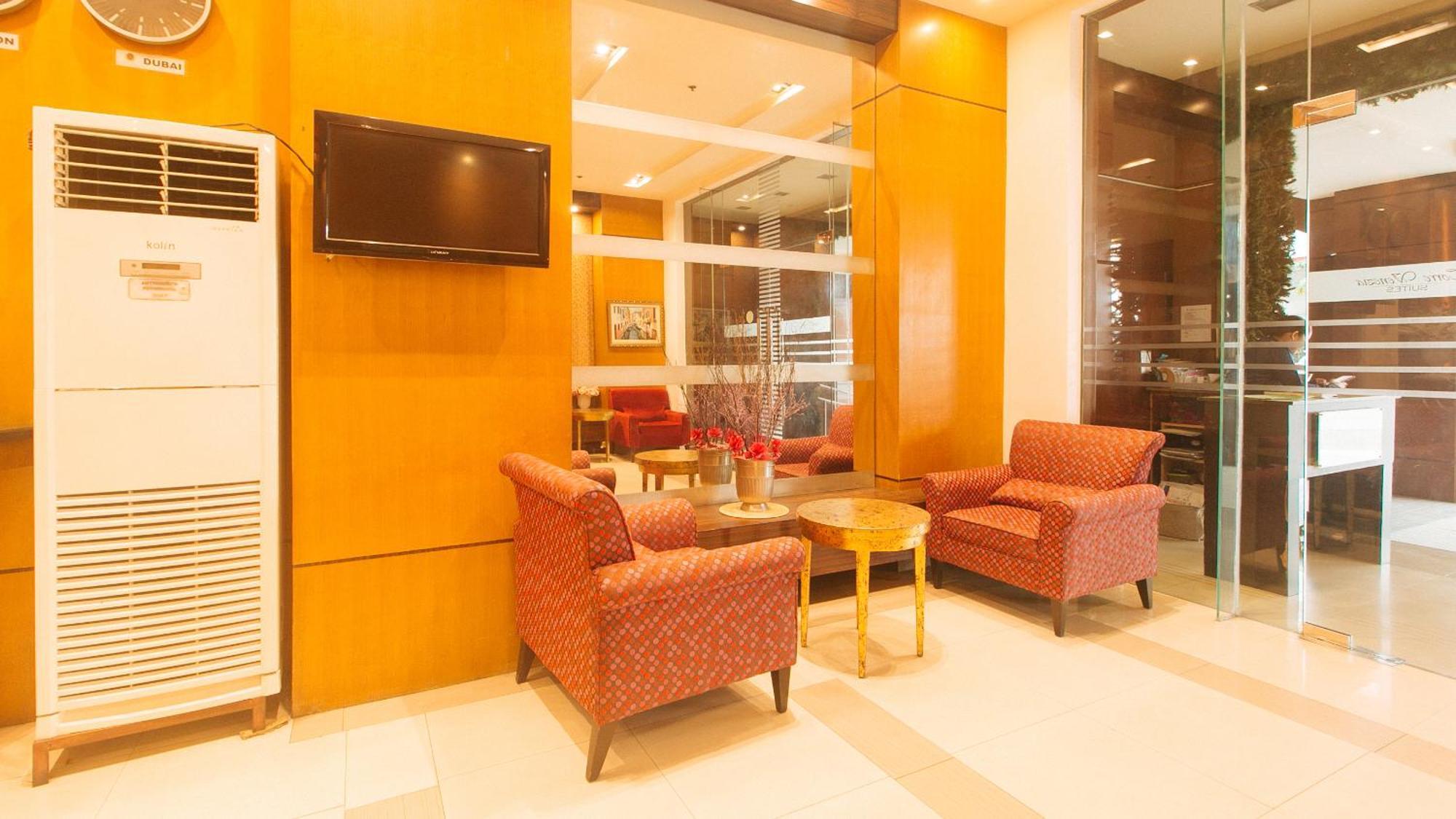 Torre Venezia Hotel Quezon City Esterno foto